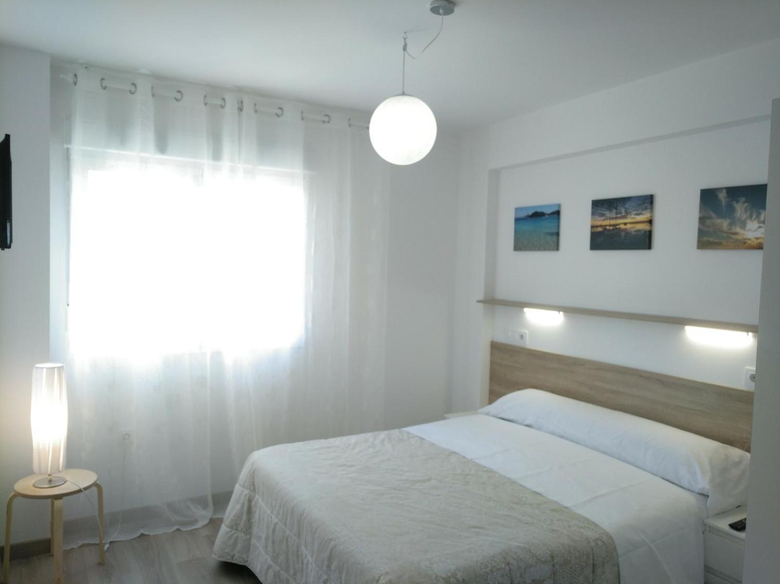 Apartamentos Poniente Villanueva De Arosa Eksteriør billede
