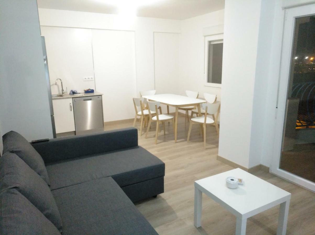 Apartamentos Poniente Villanueva De Arosa Eksteriør billede
