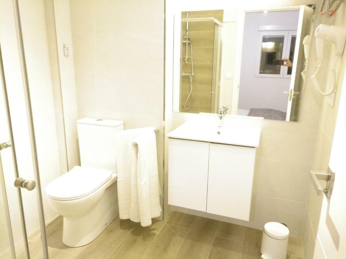 Apartamentos Poniente Villanueva De Arosa Eksteriør billede